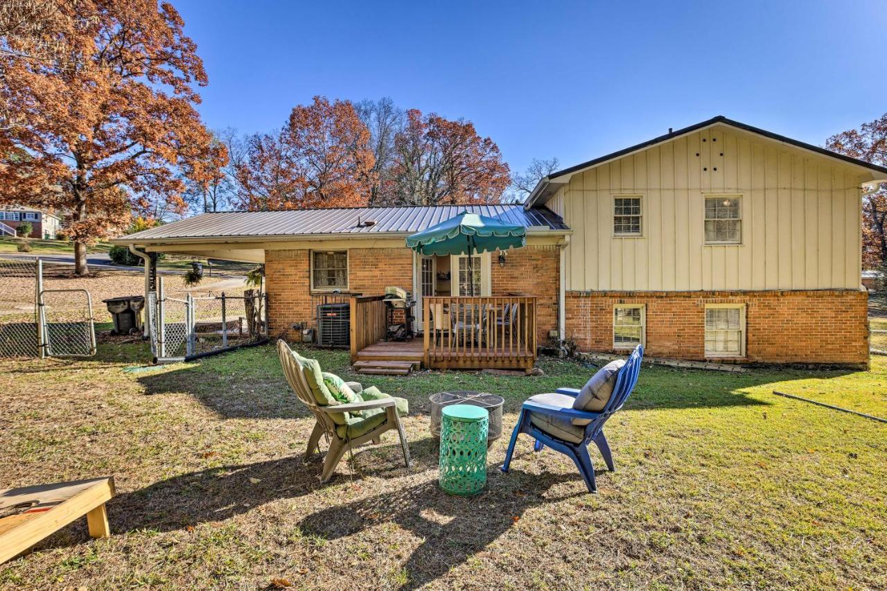 Modern Birmingham Escape With Yard And Fire Pit! Villa Kültér fotó